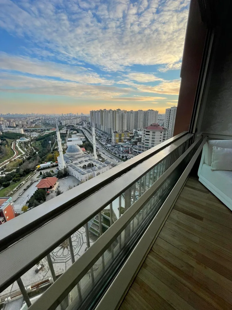 Giyotin Cam Balkon